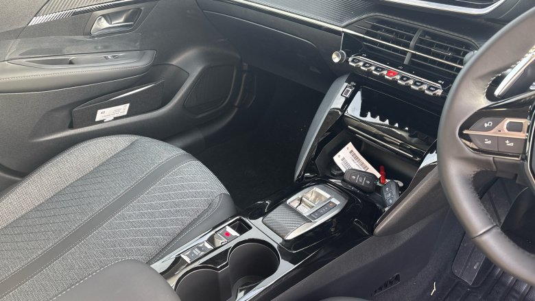 Peugeot 208 1.2 Hybrid 110 Allure 5dr e-DSC6 Petrol Hatchback